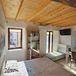 Bucaneve Apartment Laino